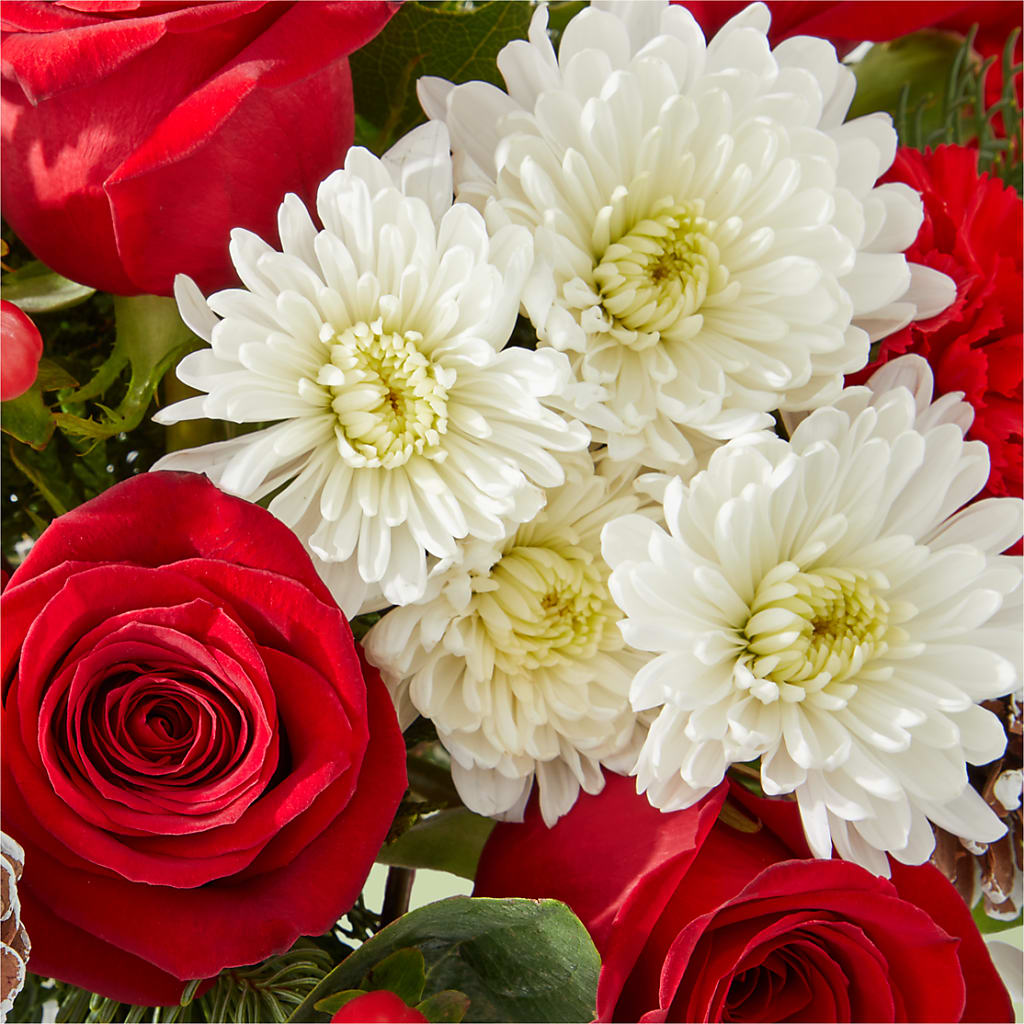 Snow Angel Bouquet –  Grand Flowers/irish Rose, Novi MI