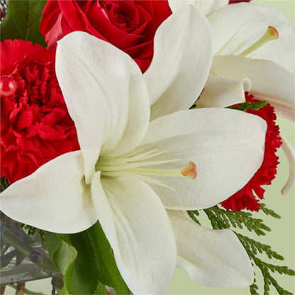 Glistening Icicles Bouquet –  Grand Flowers/irish Rose, Novi MI