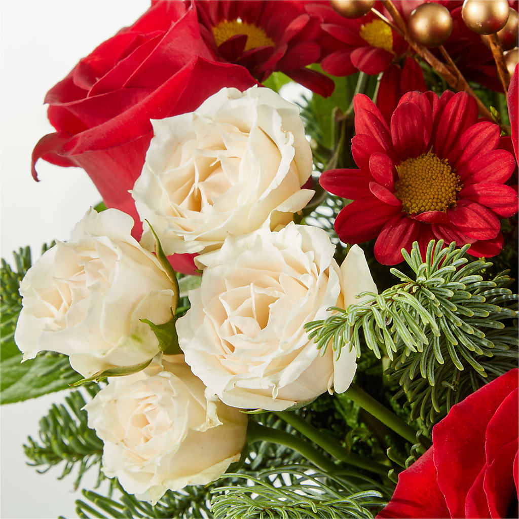 Believe Bouquet –  Grand Flowers/irish Rose, Novi MI