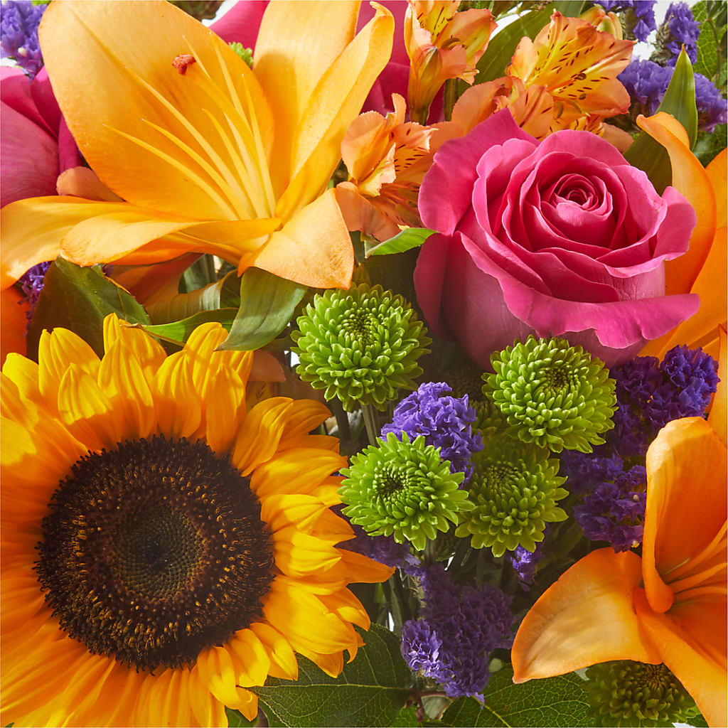 Joyful Bouquet –  Grand Flowers/irish Rose, Novi MI