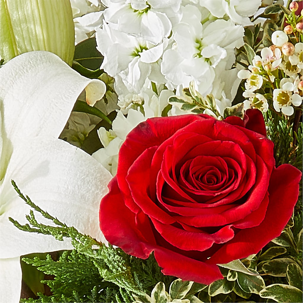 Twinkle Lights Bouquet –  Grand Flowers/irish Rose, Novi MI