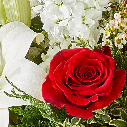Twinkle Lights Bouquet –  Grand Flowers/irish Rose, Novi MI