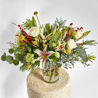Berry & Bright Bouquet –  Grand Flowers/irish Rose, Novi MI