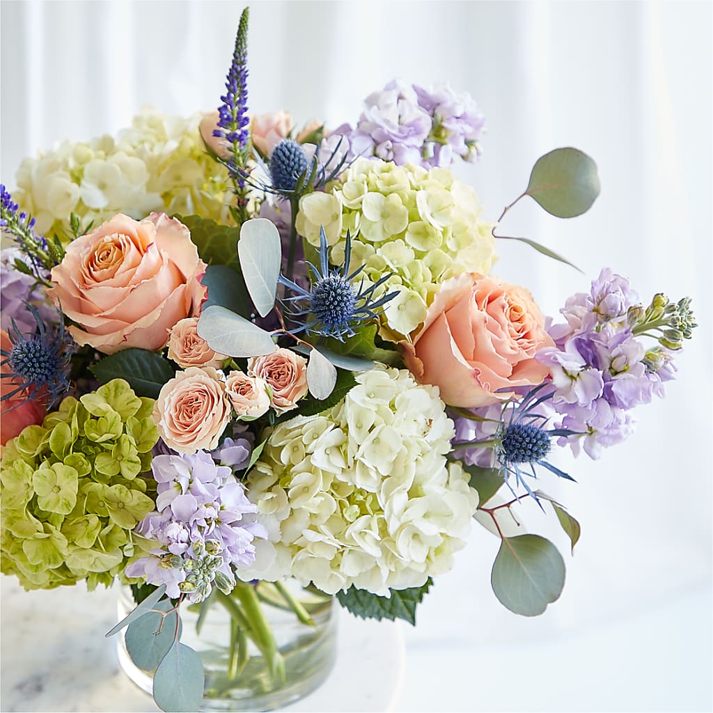 Porch Swing Bouquet –  Grand Flowers/irish Rose, Novi MI