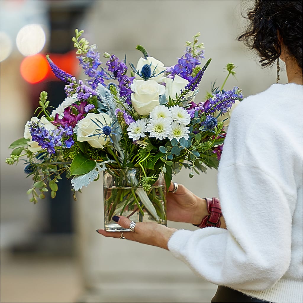 Shooting Star Bouquet –  Grand Flowers/irish Rose, Novi MI