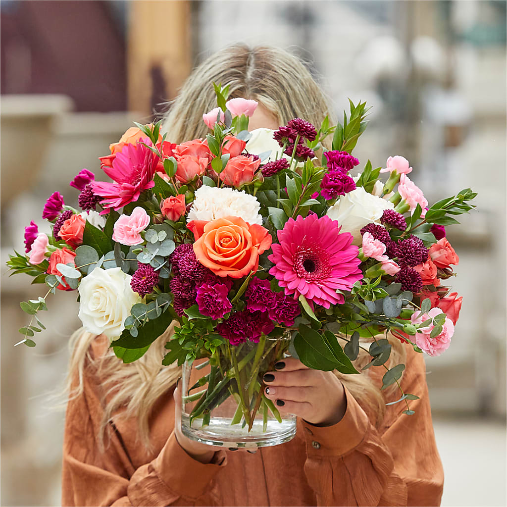 Smell the Roses Bouquet –  Grand Flowers/irish Rose, Novi MI