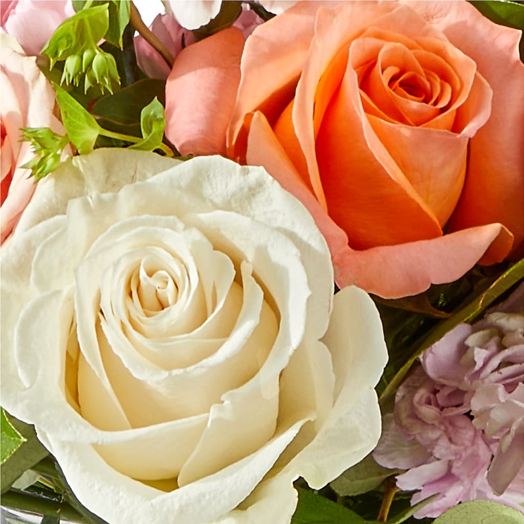 French Market Bouquet –  Grand Flowers/irish Rose, Novi MI