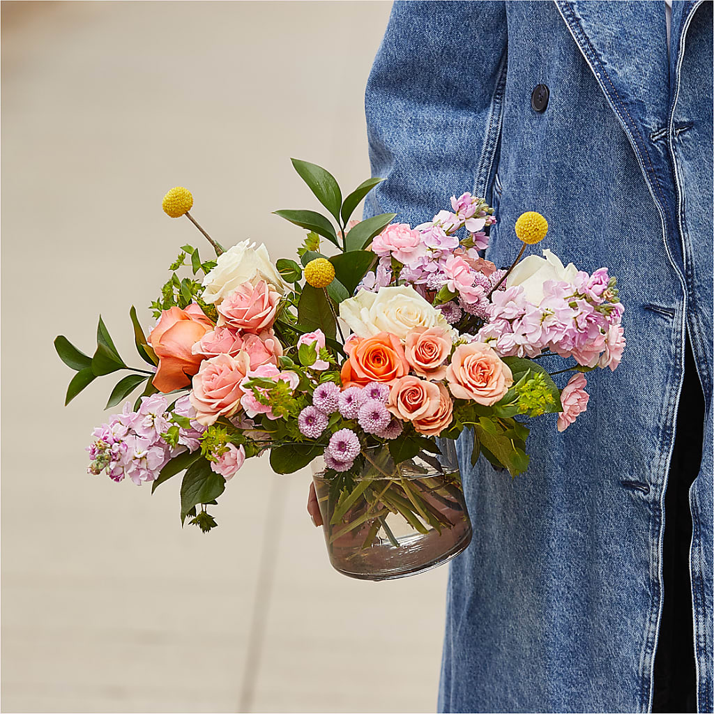 French Market Bouquet –  Grand Flowers/irish Rose, Novi MI