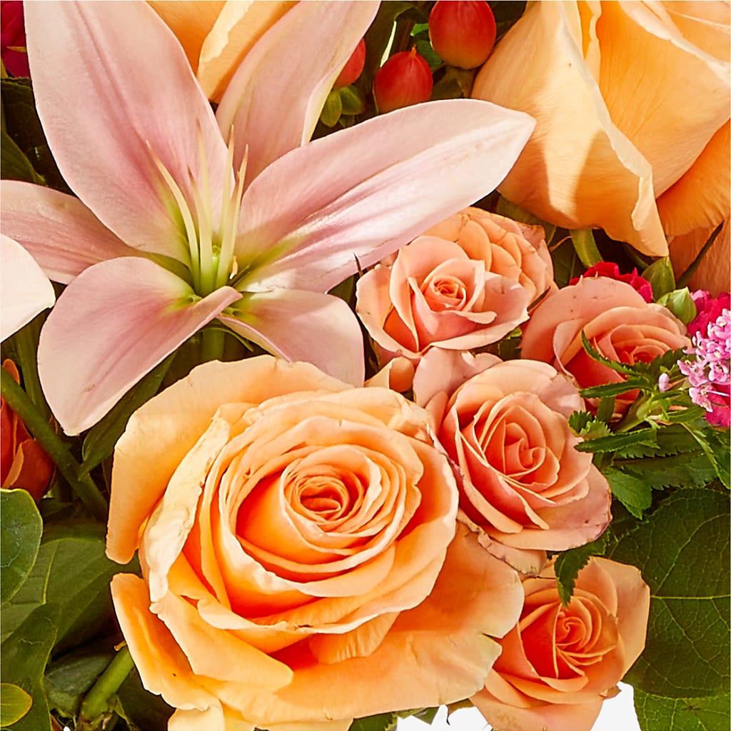 Bisous Bouquet –  Grand Flowers/irish Rose, Novi MI