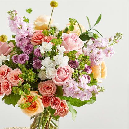Perfect Contentment Bouquet –  Grand Flowers/irish Rose, Novi MI