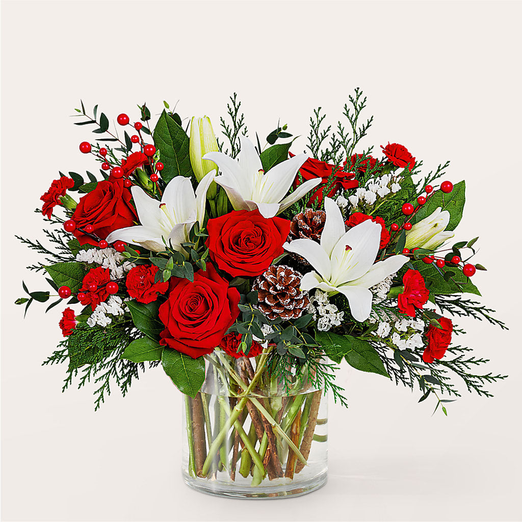 Best in Snow Bouquet –  Grand Flowers/irish Rose, Novi MI