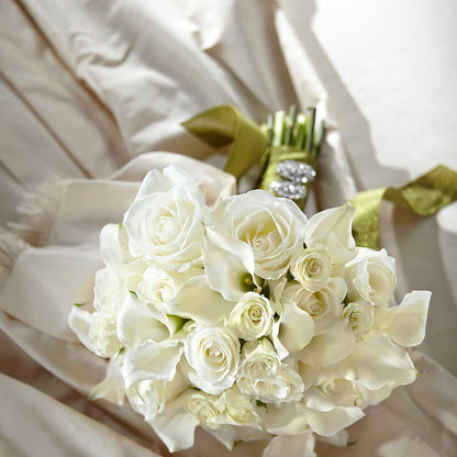 Serene Highness Bouquet –  Grand Flowers/irish Rose, Novi MI